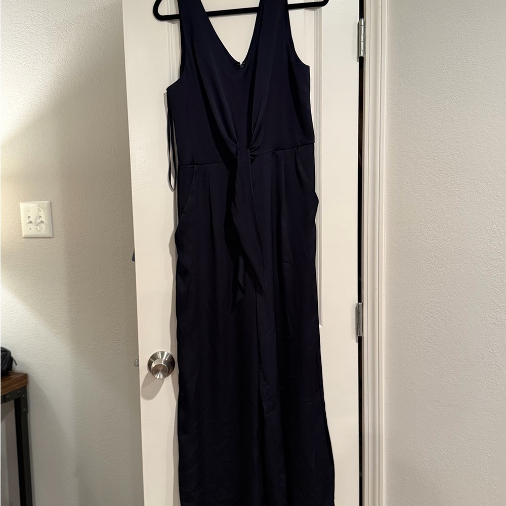 Classic, Elegant Navy Blue Sleeveless Jumpsuit